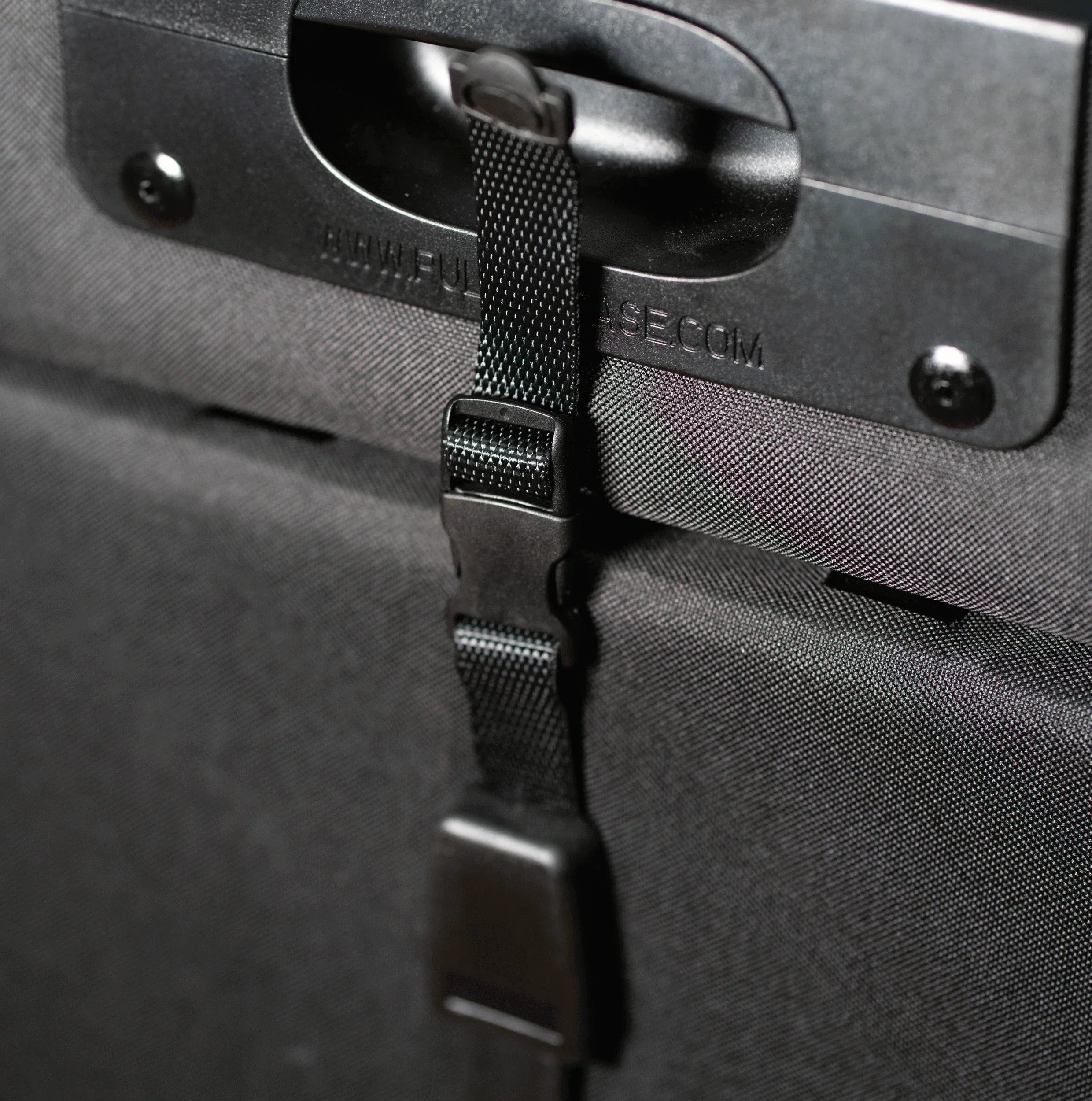Kunststoff Steckverschluss 20mm schwarz - Pull Up Samplecase
