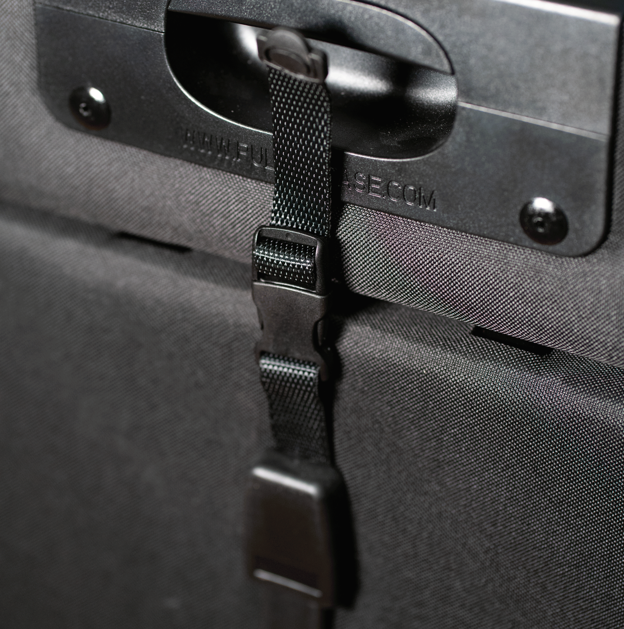 拉杆箱 - 备用部件塑料塞 20毫米 黑色